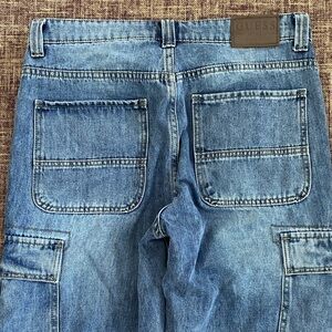 GUESS Relaxed Fit Denim Cargo Jeans 31X32